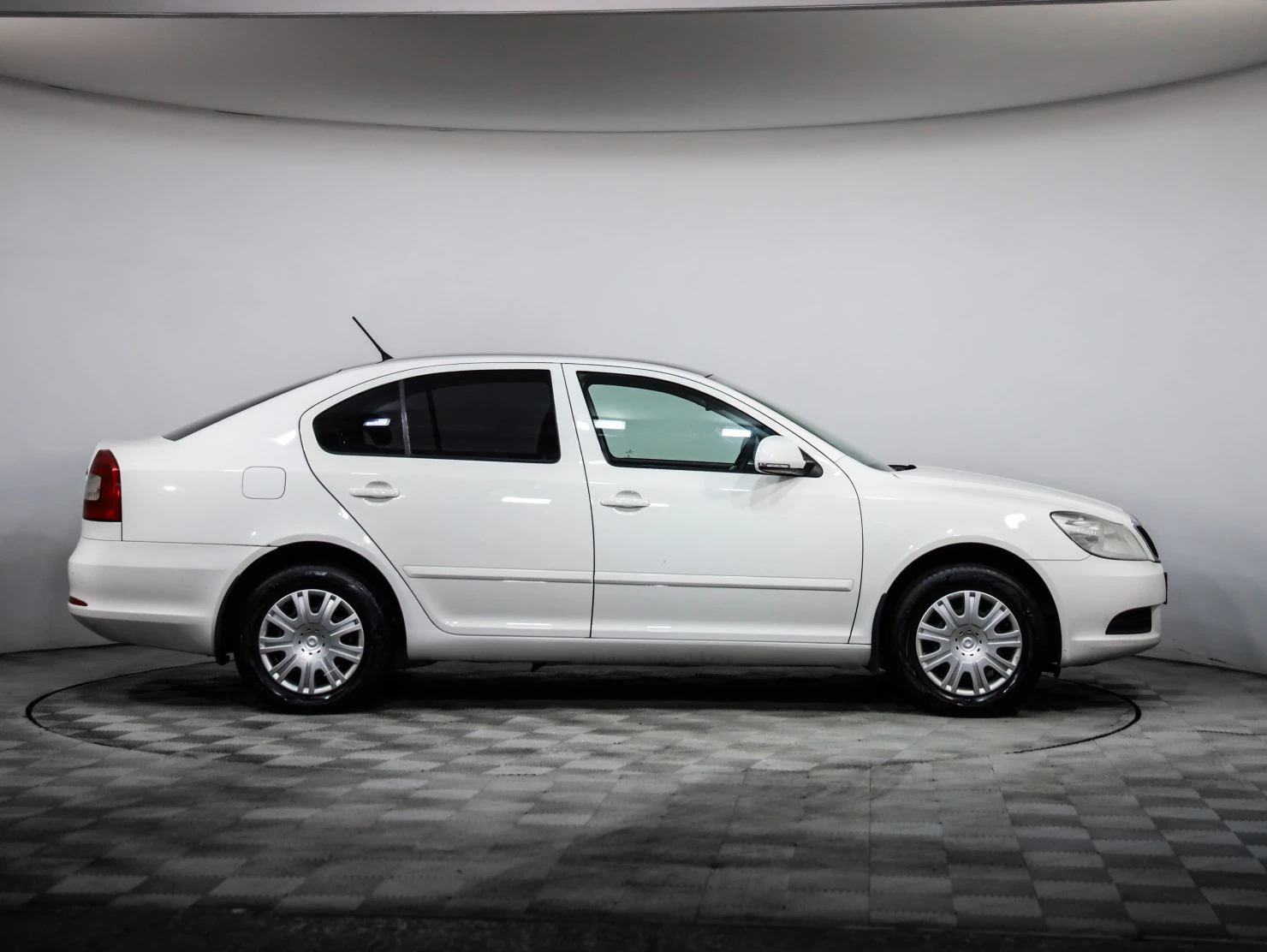 ŠKODA OCTAVIA, 2011