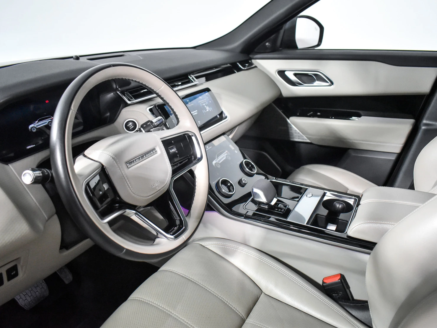 Land Rover Range Rover Velar, 2021
