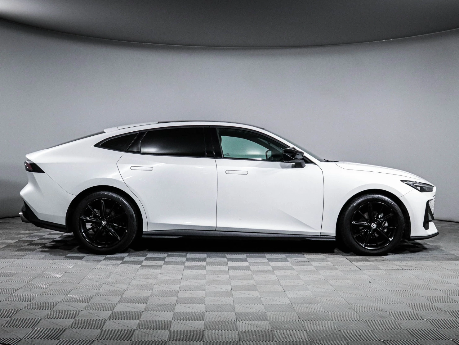 Changan UNI-V, 2023