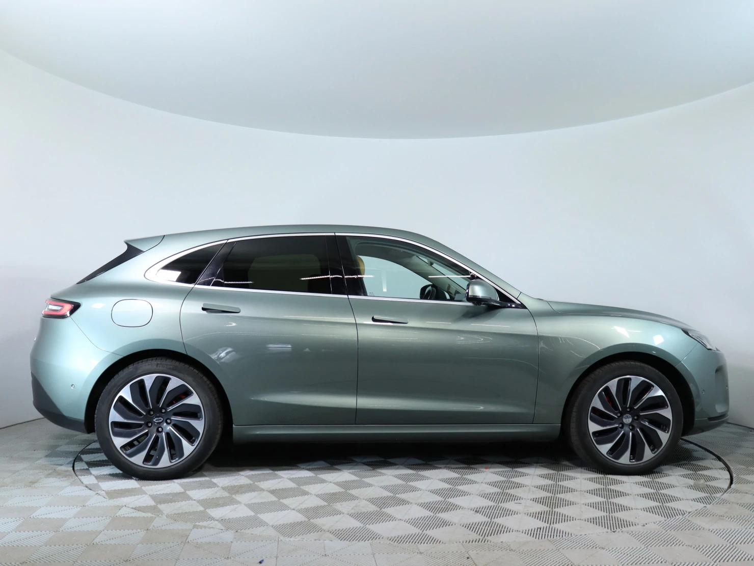 Aito M5, 2022