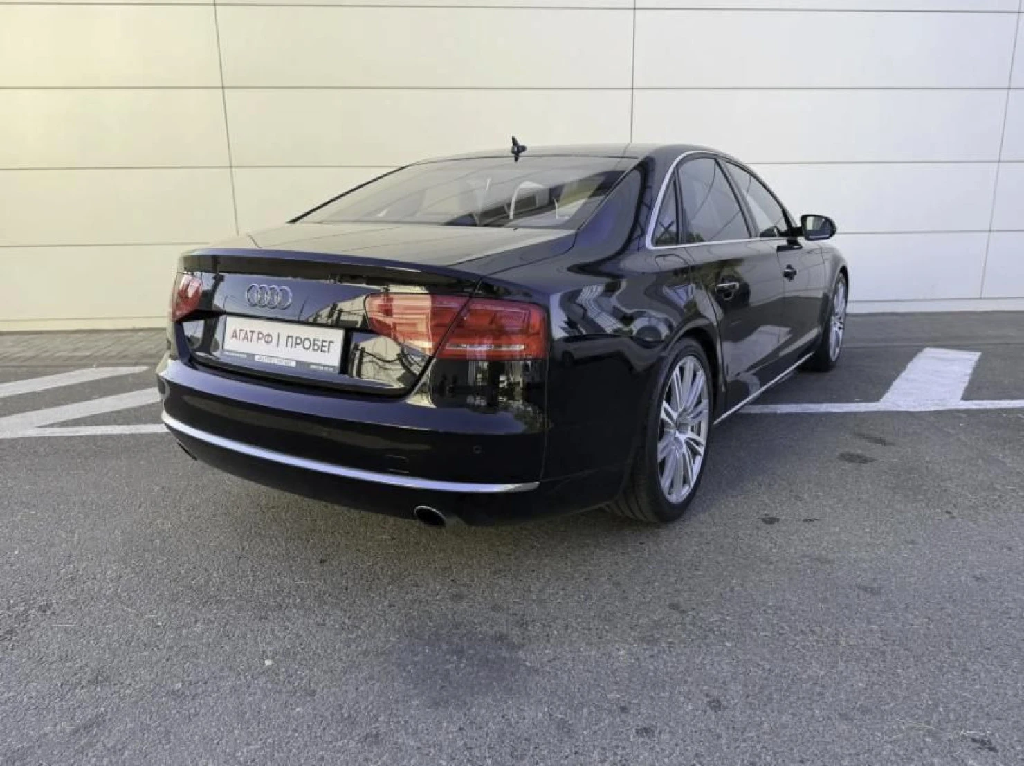 Audi A8, 2010