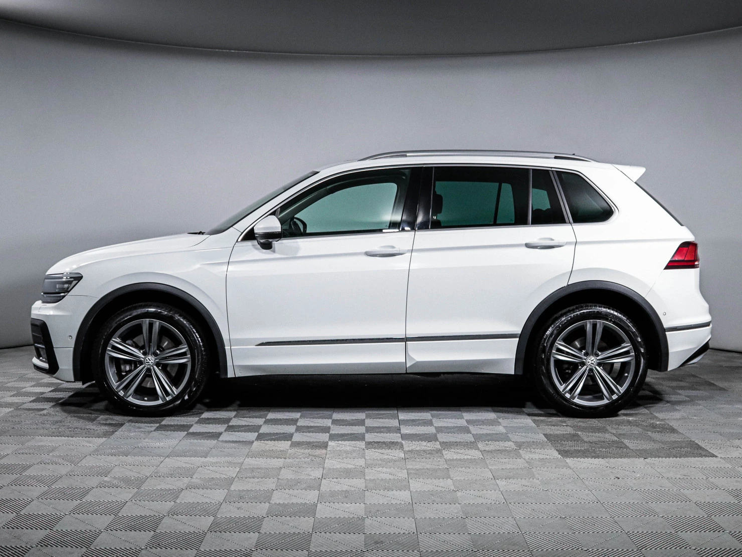 Volkswagen Tiguan, 2019
