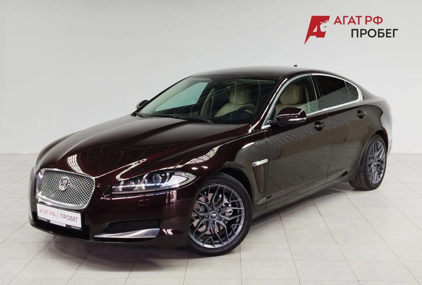 Jaguar XF, 2013