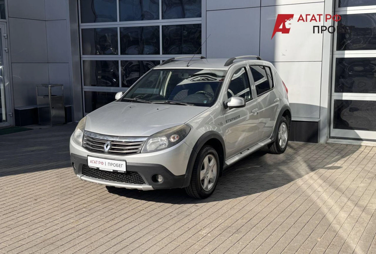 Renault Sandero, 2012