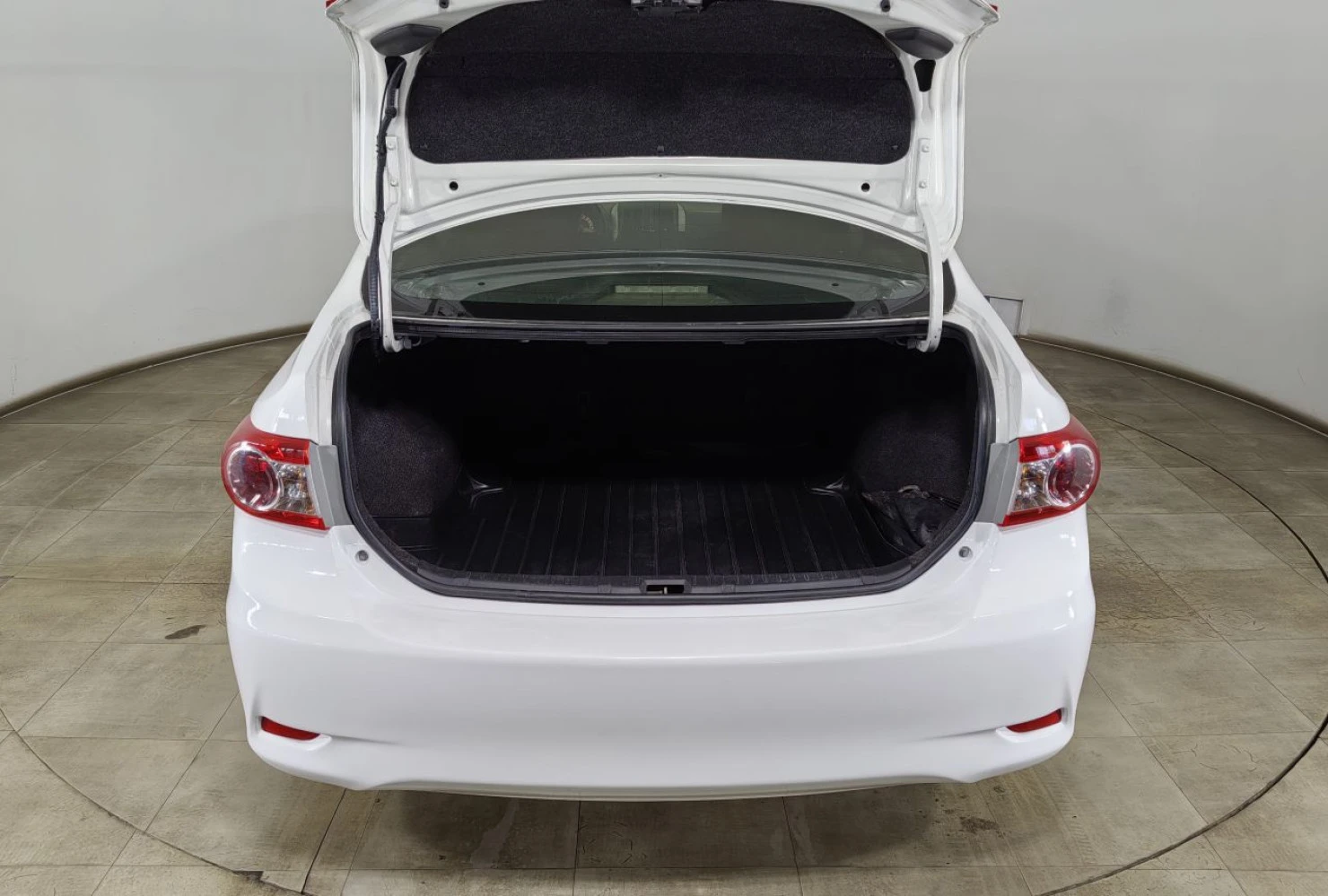 Toyota Corolla, 2011