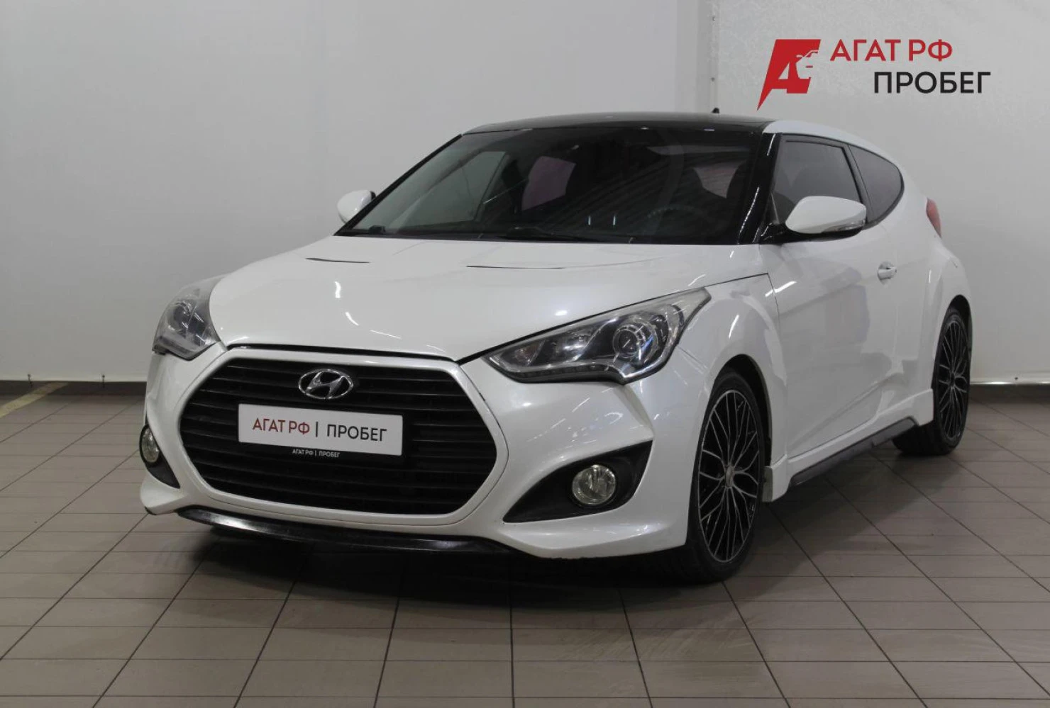 Hyundai Veloster, 2013