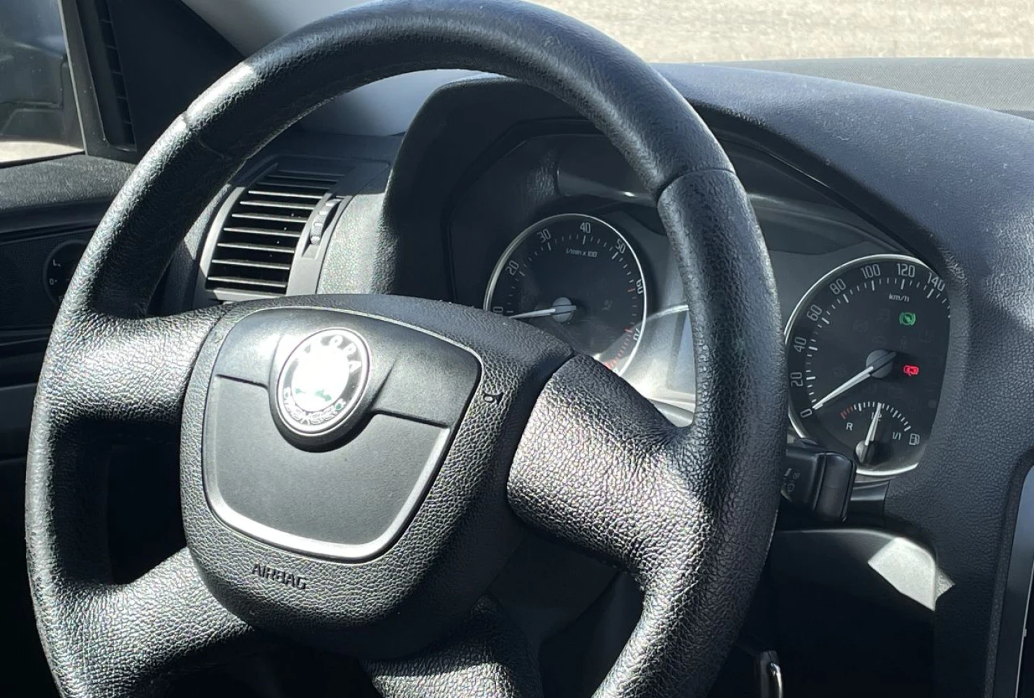 ŠKODA OCTAVIA, 2012