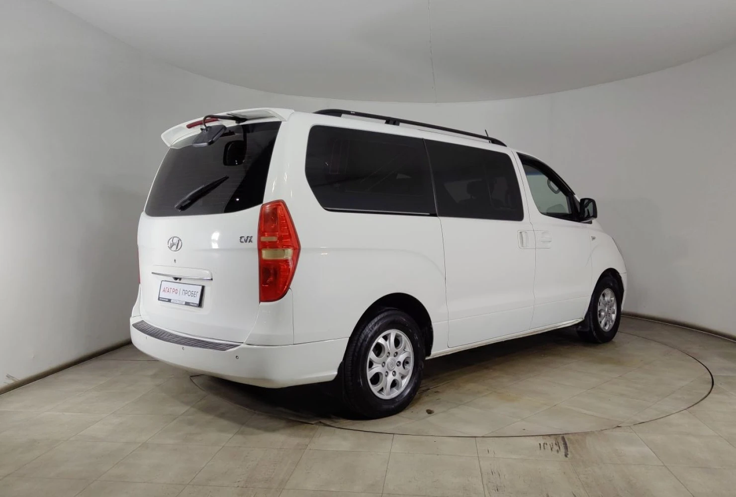 Hyundai Grand Starex, 2011