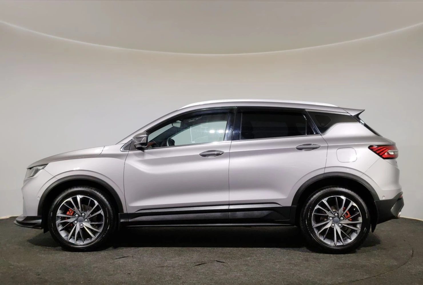 Geely Coolray, 2023
