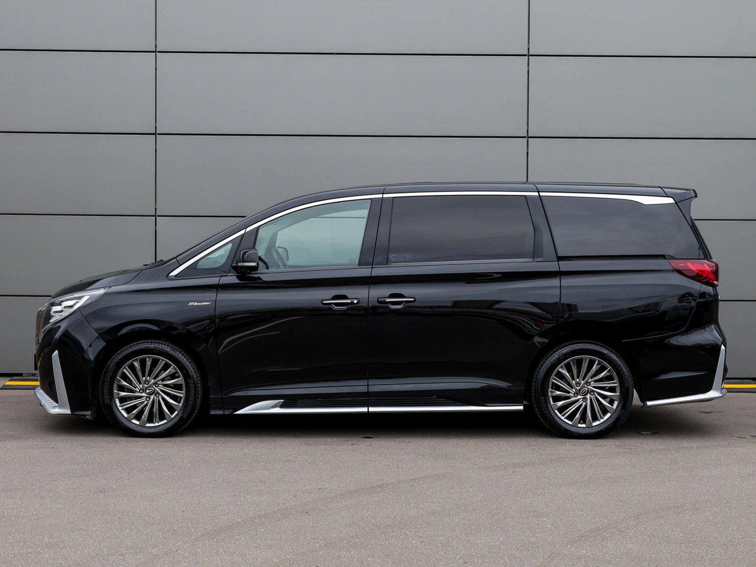 GAC Trumpchi M8, 2021