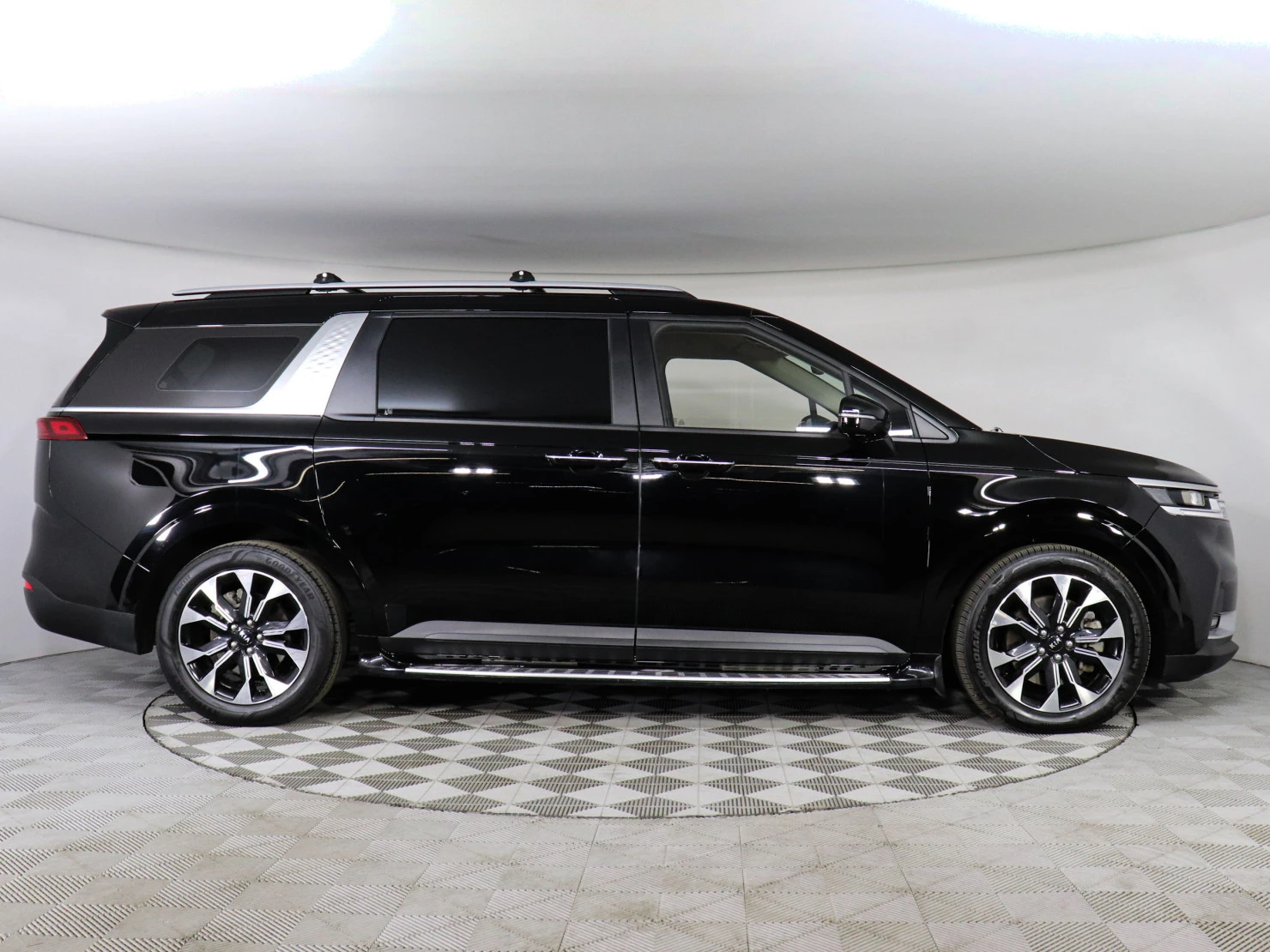 Kia Carnival, 2021