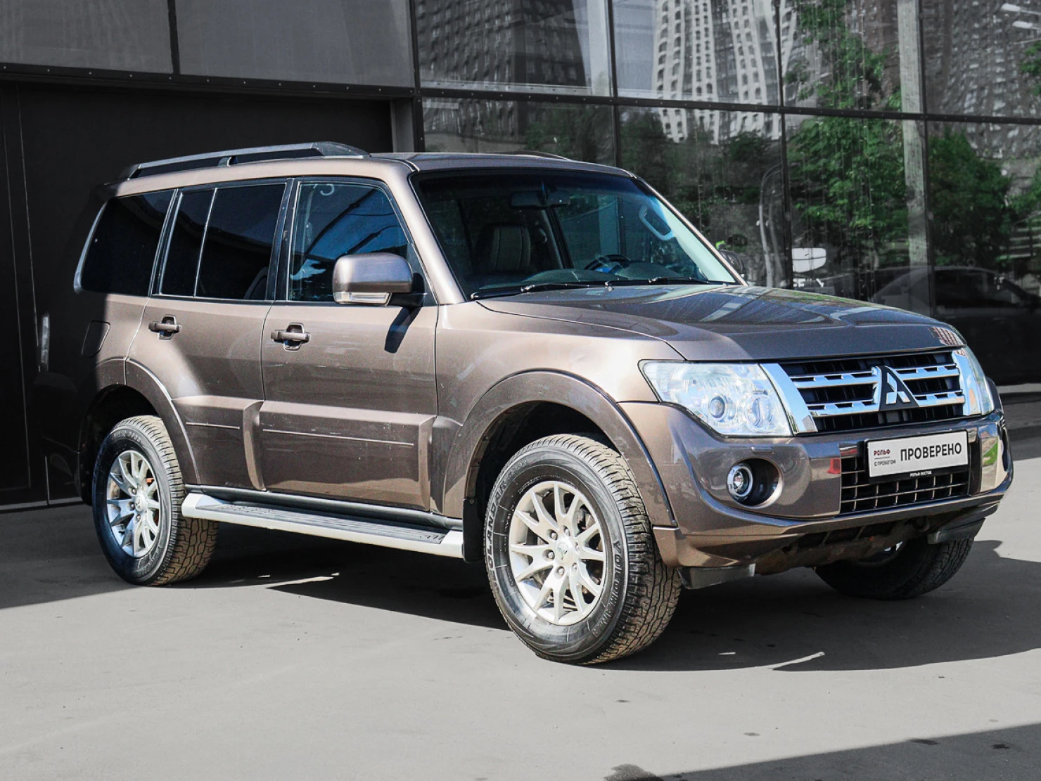 Mitsubishi PAJERO, 2011