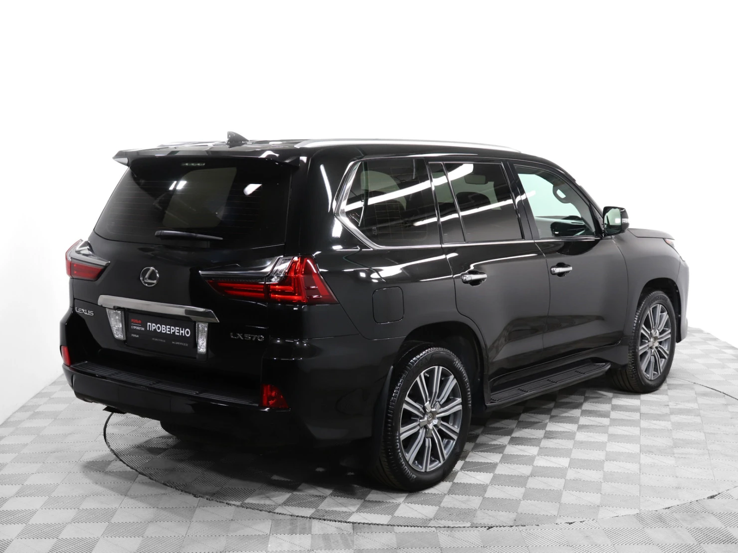 Lexus LX, 2016