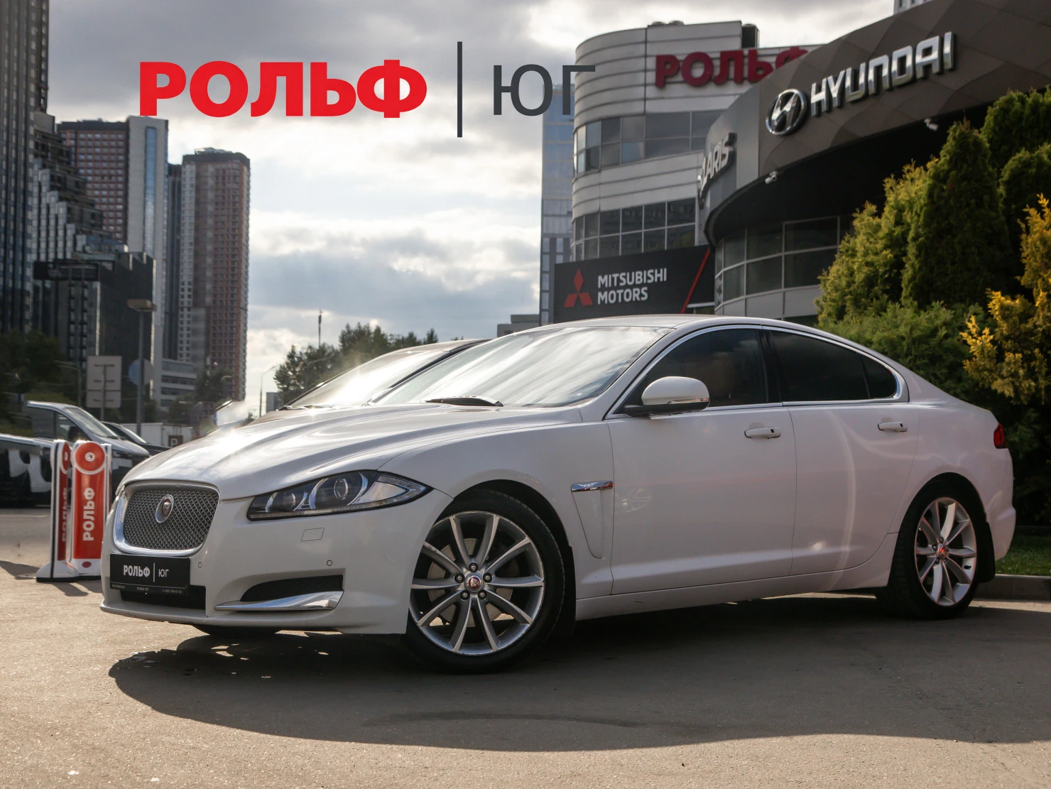 Jaguar XF, 2014