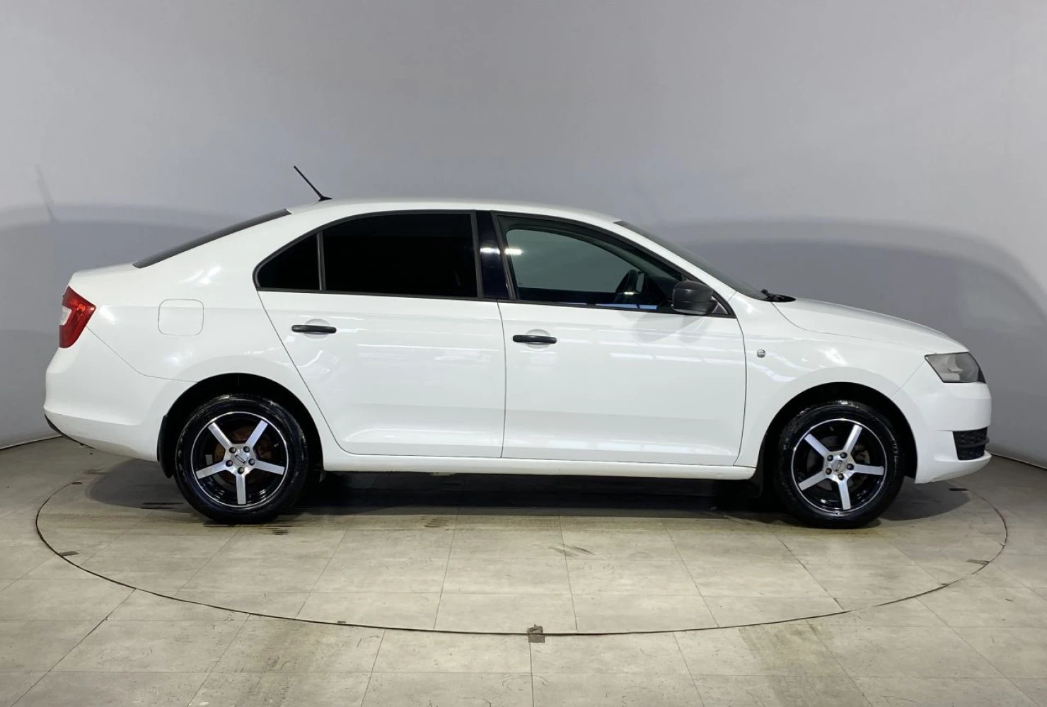 ŠKODA RAPID, 2015