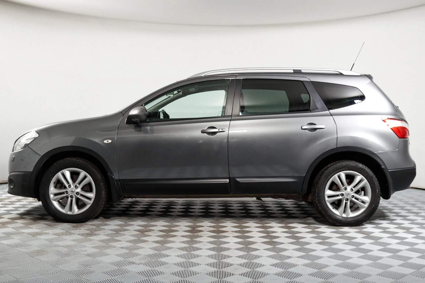 Nissan Qashqai+2, 2012