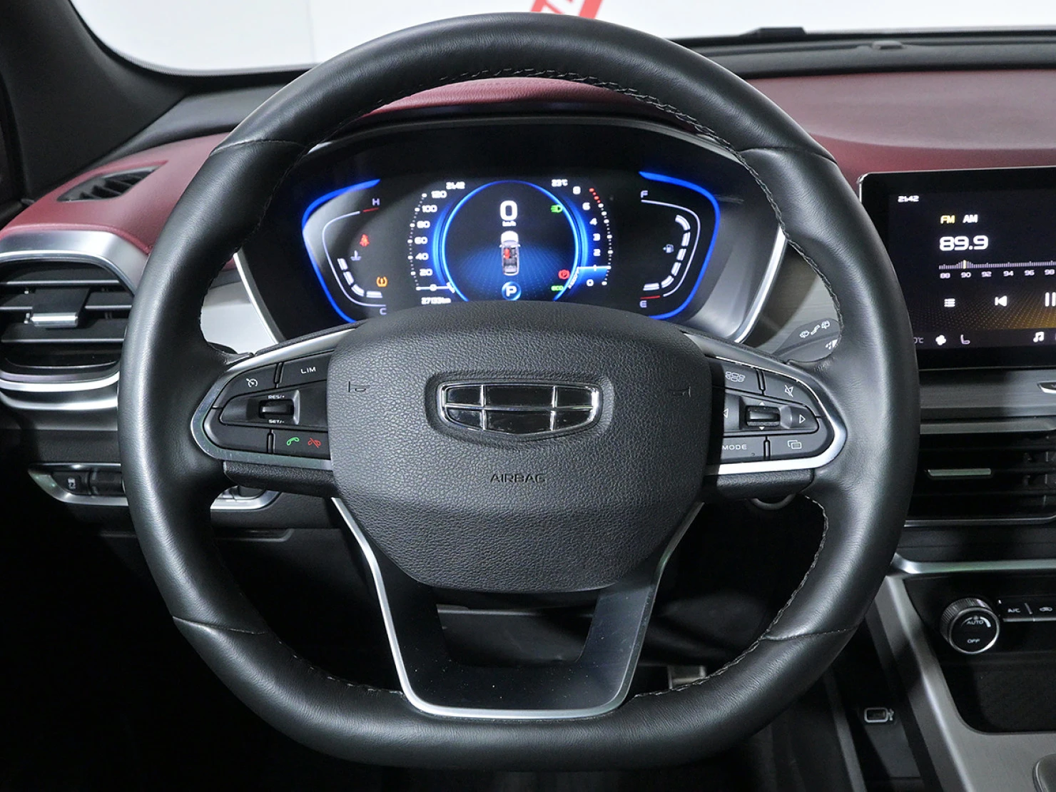 Geely Coolray, 2022