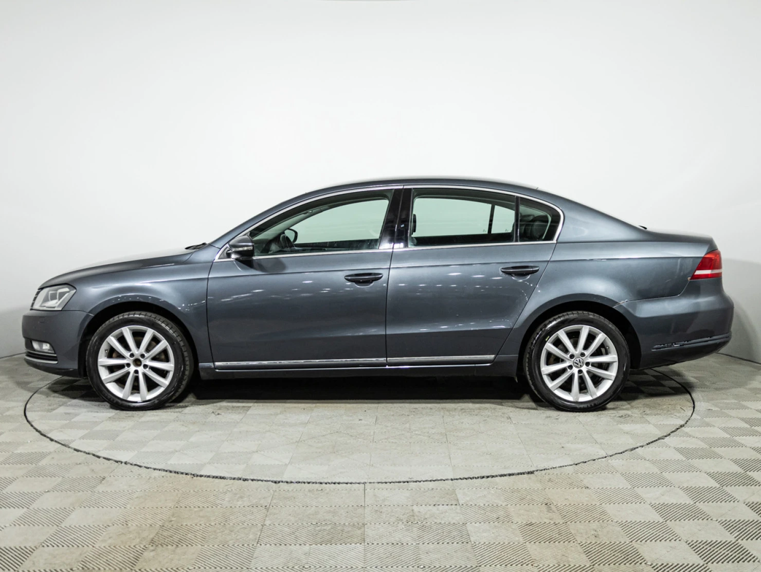 Volkswagen Passat, 2012