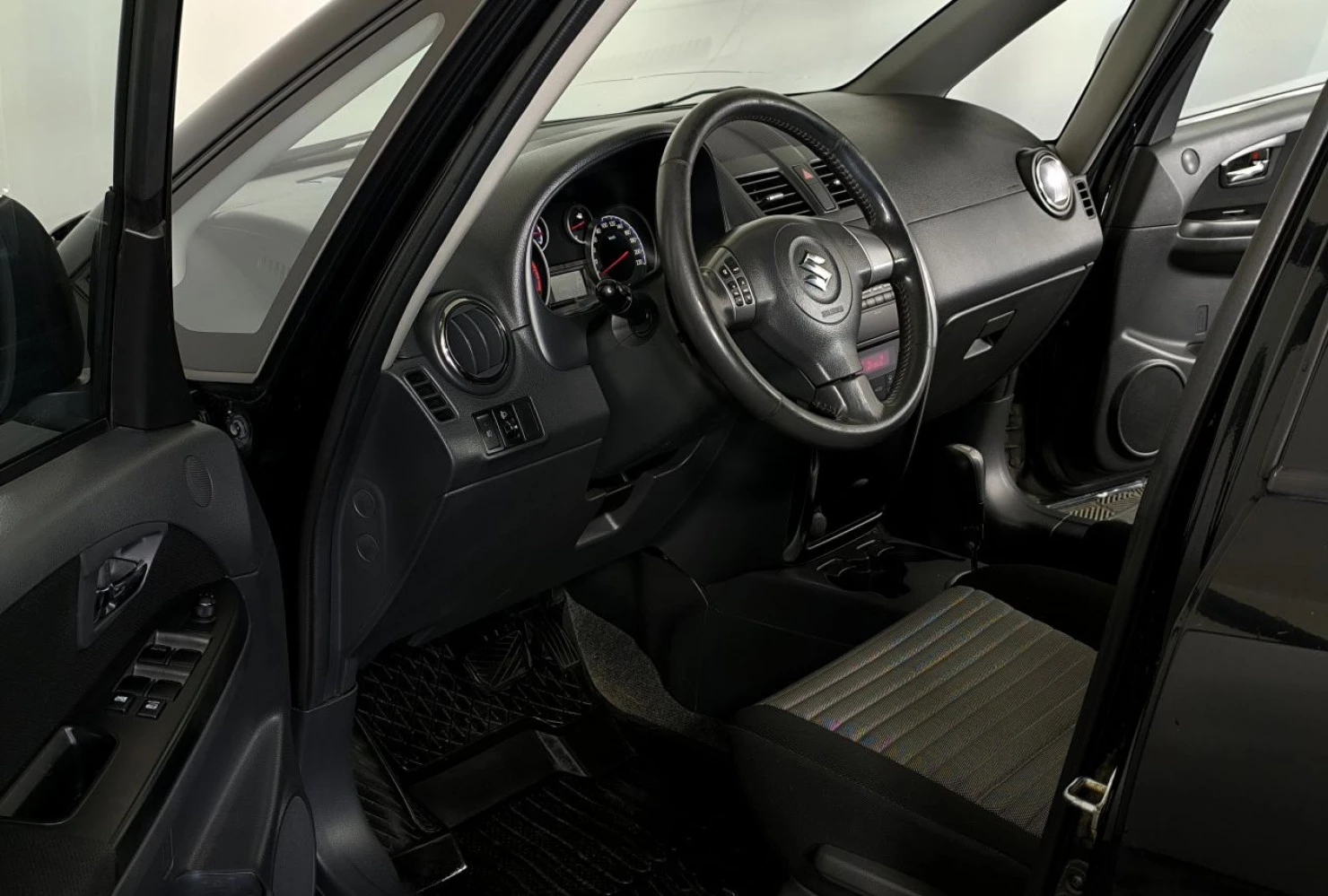 Suzuki SX4, 2010