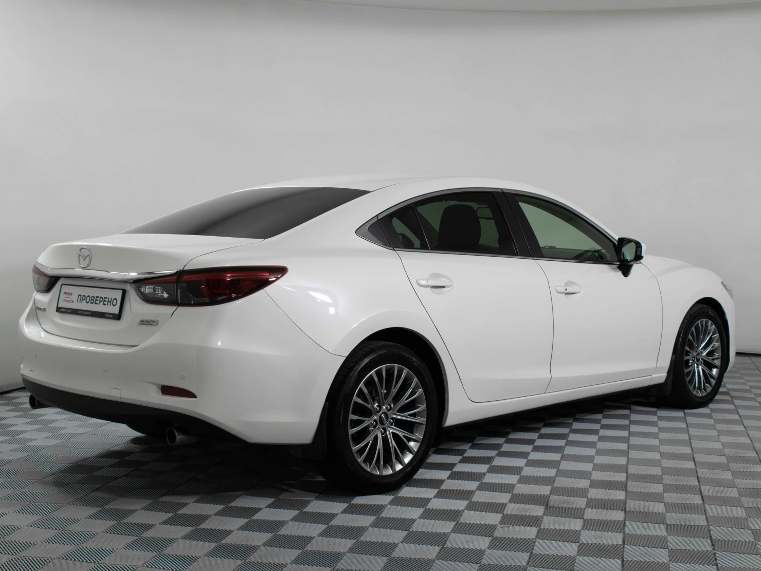 Mazda 6, 2015