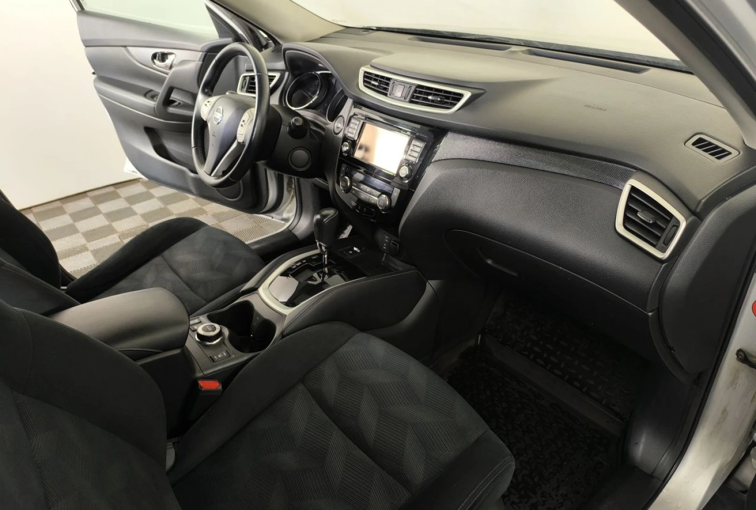 Nissan X-Trail, 2015