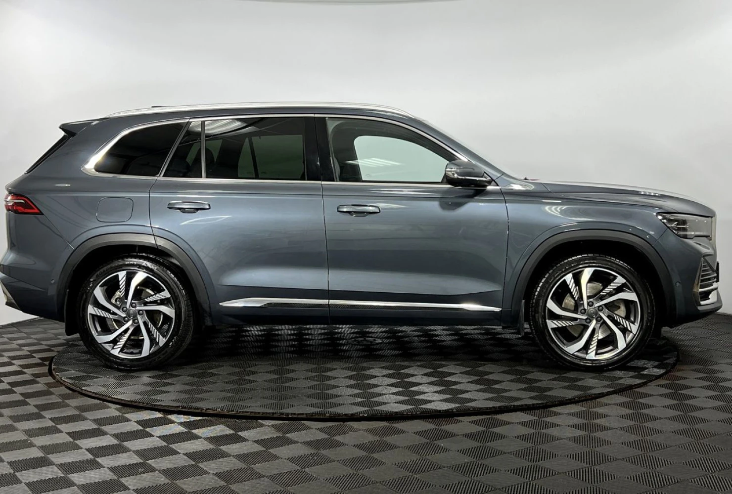 Geely Monjaro, 2023