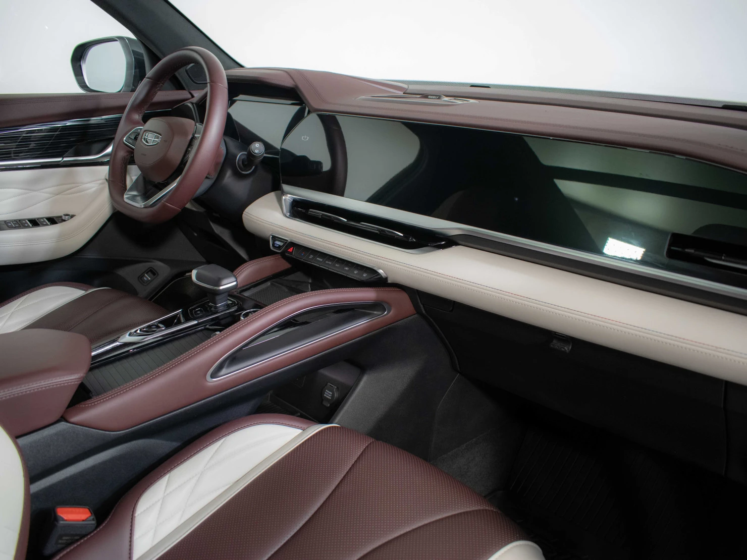 Geely Monjaro, 2022