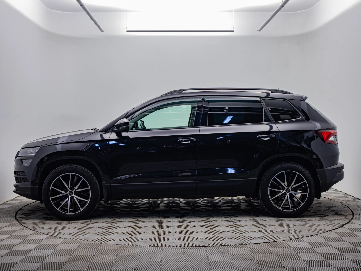 ŠKODA KAROQ, 2020