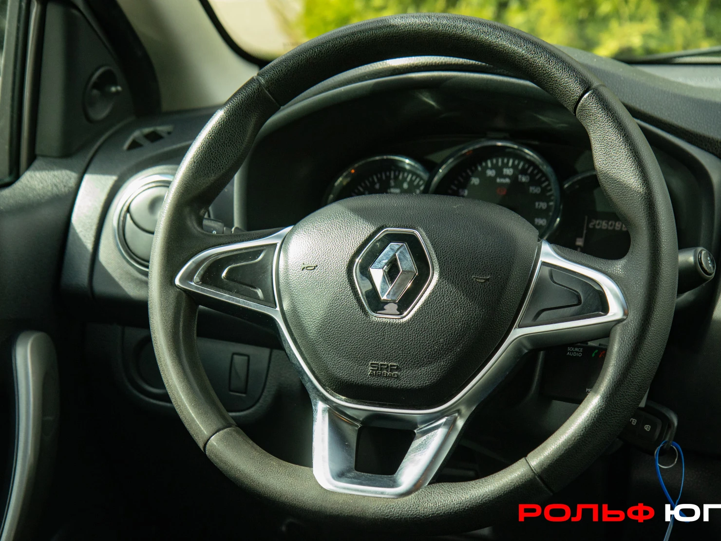 Renault Logan, 2021