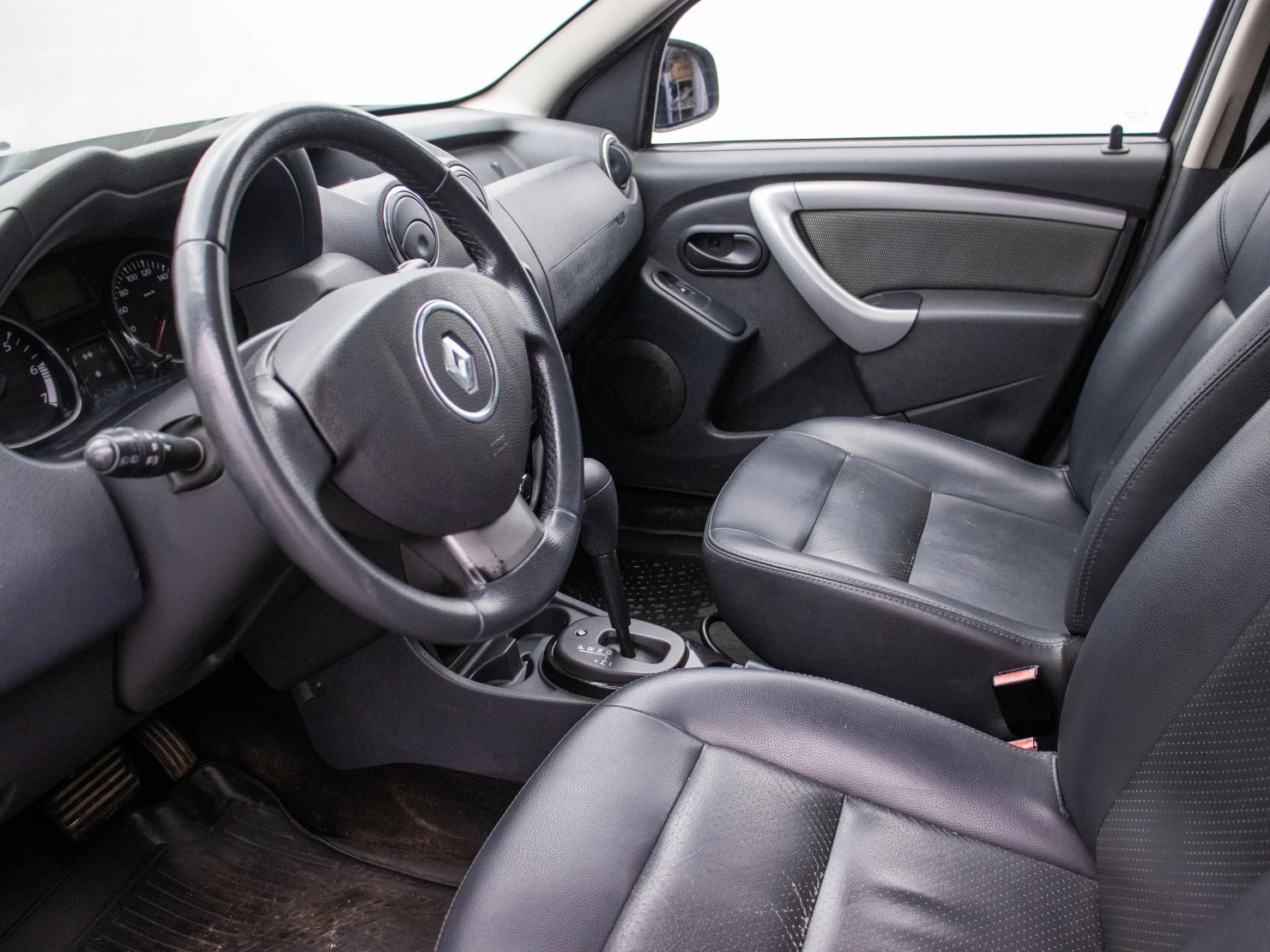 Renault Duster, 2012