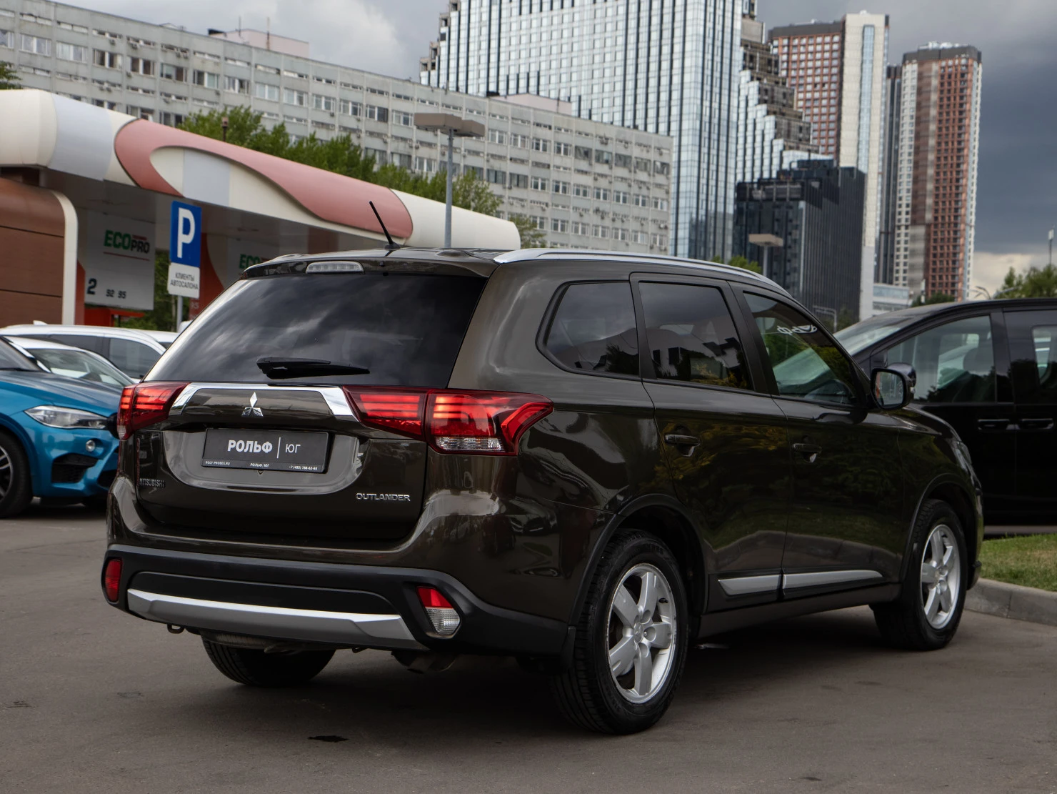 Mitsubishi OUTLANDER, 2015