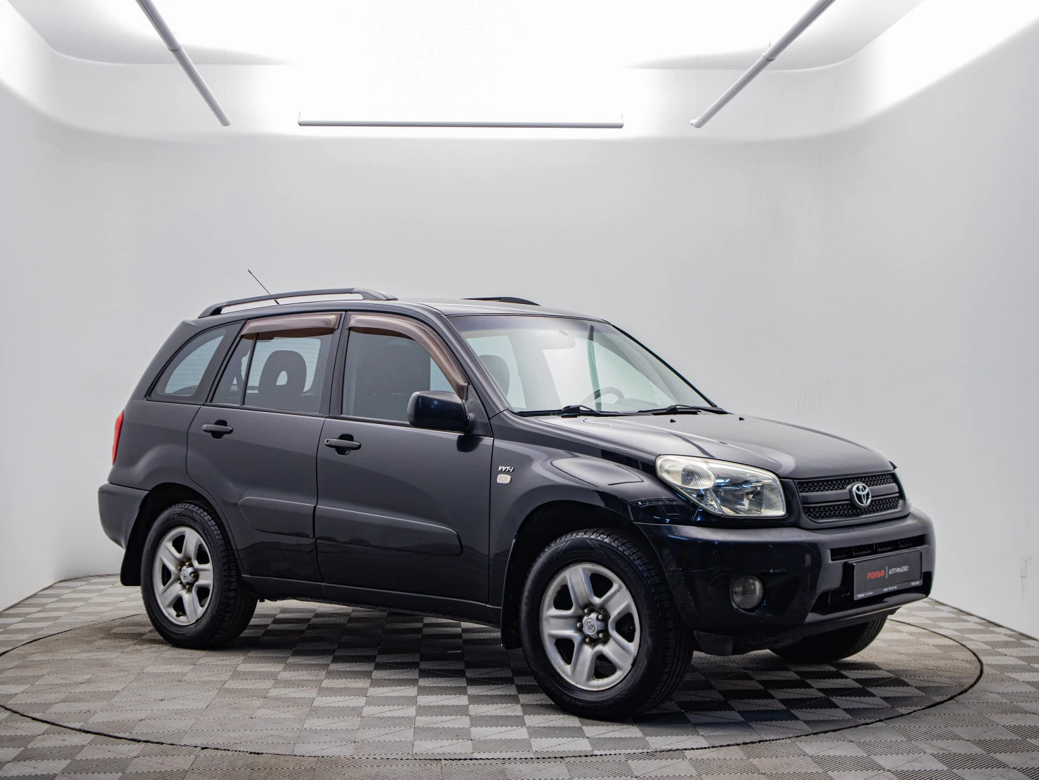 Toyota RAV4, 2005