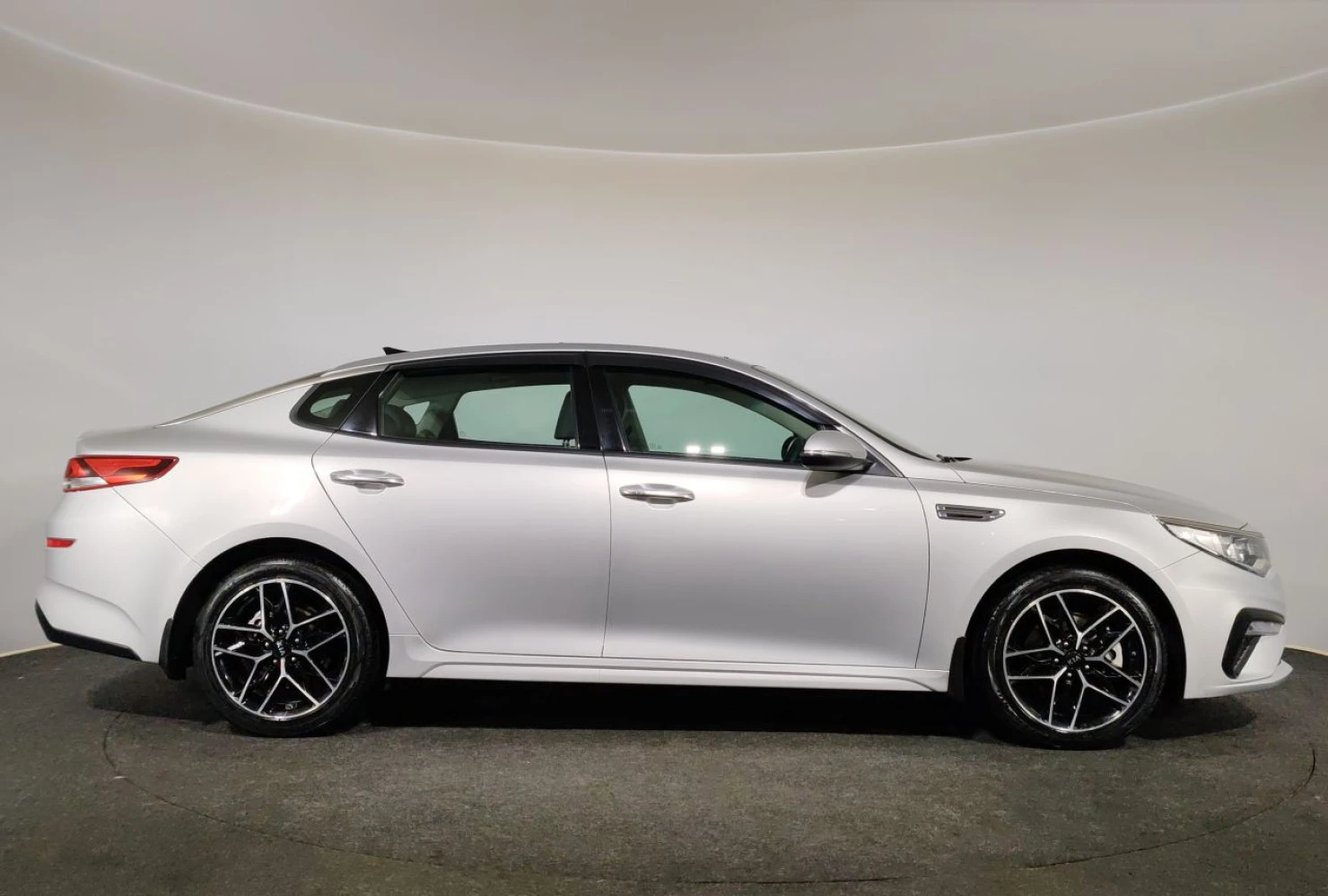 Kia Optima, 2019