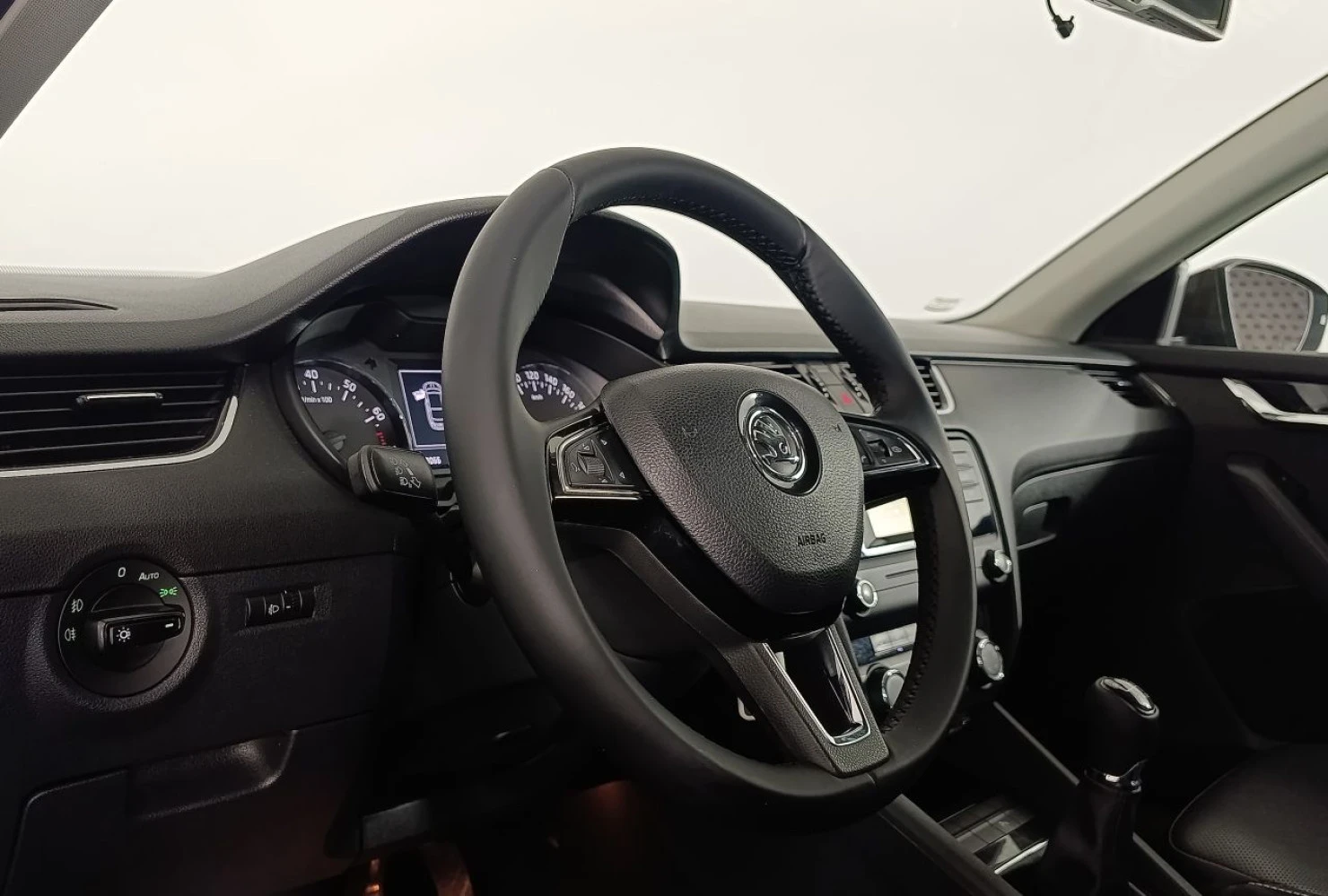 ŠKODA OCTAVIA, 2015