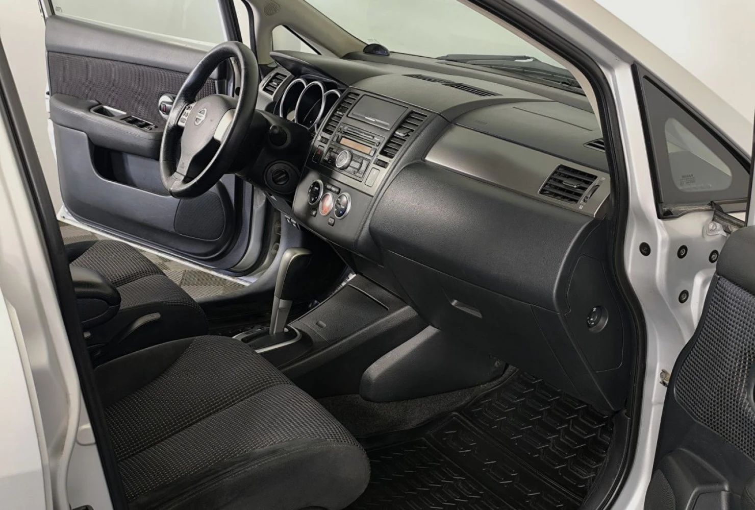 Nissan Tiida, 2010