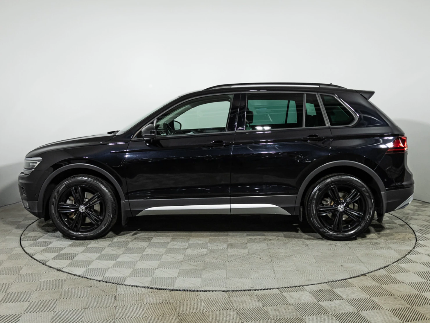 Volkswagen Tiguan, 2020