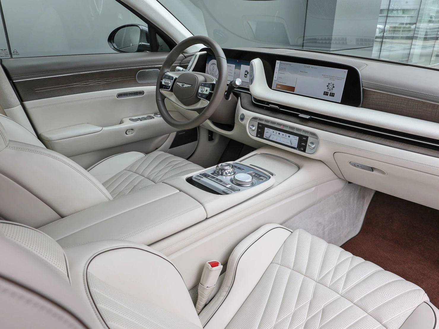 Genesis G90, 2022