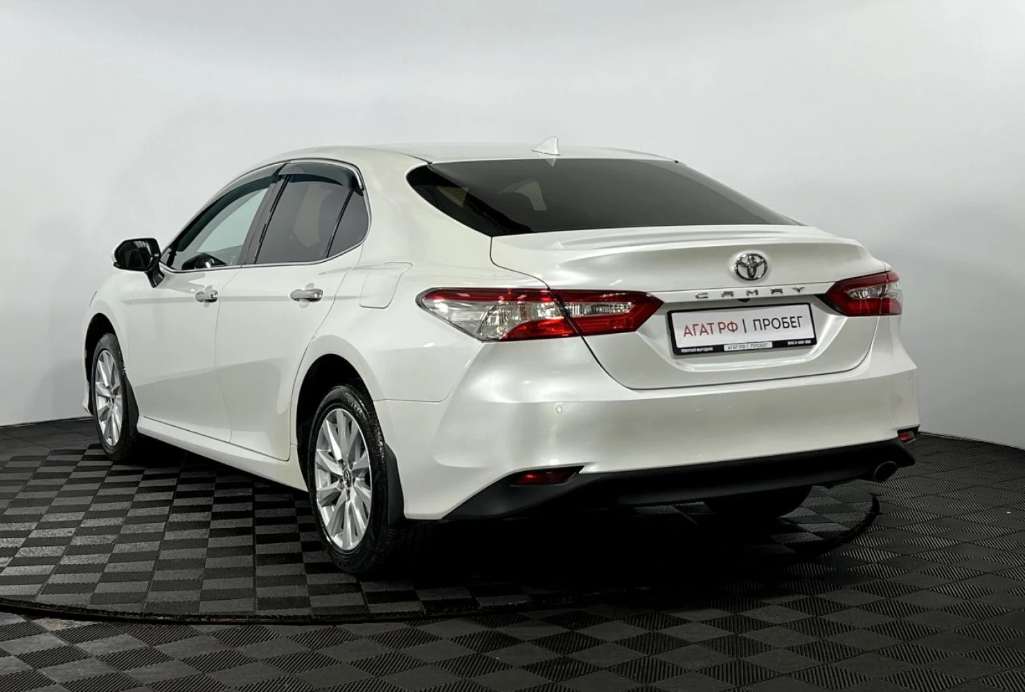 Toyota Camry, 2019