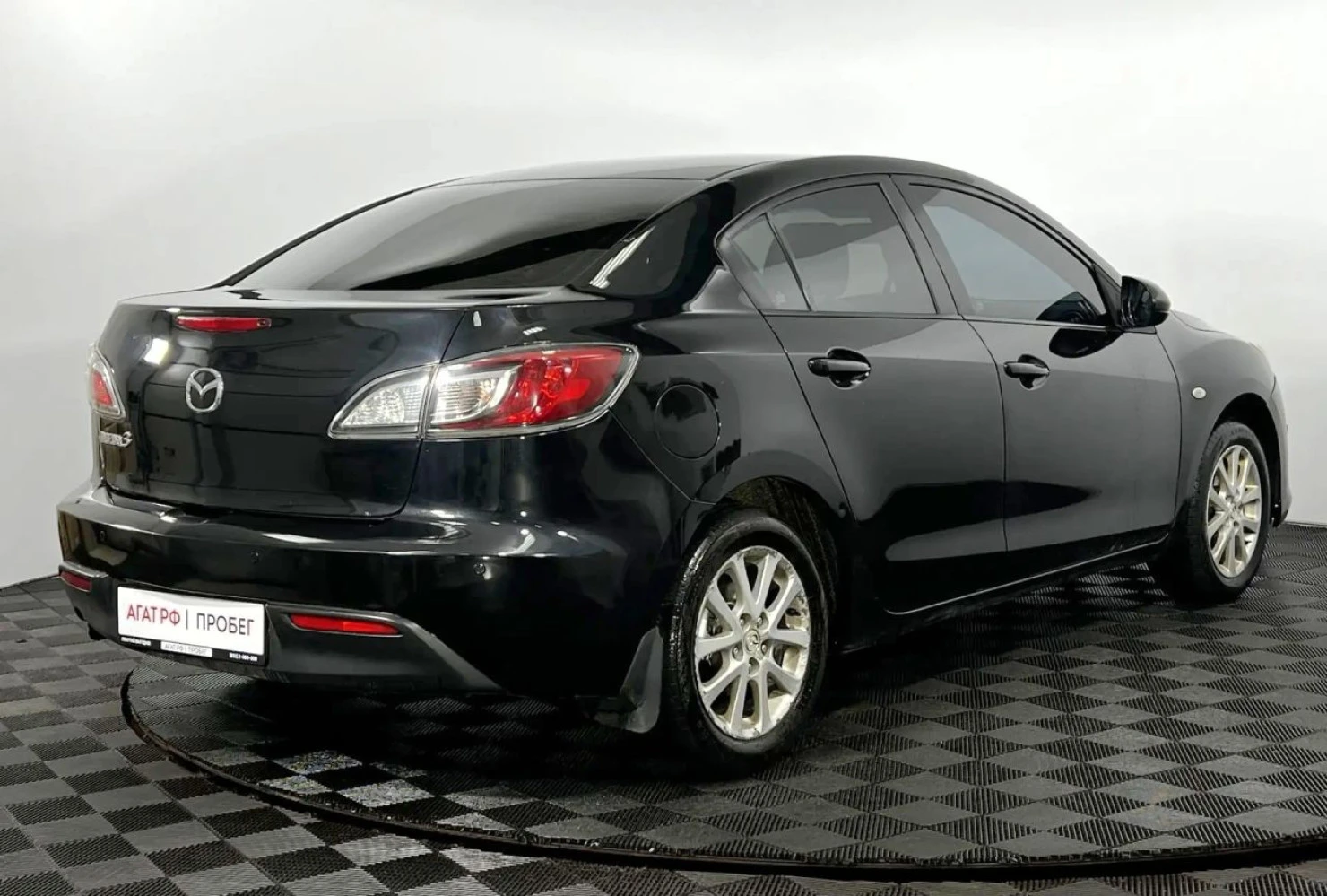 Mazda 3, 2010