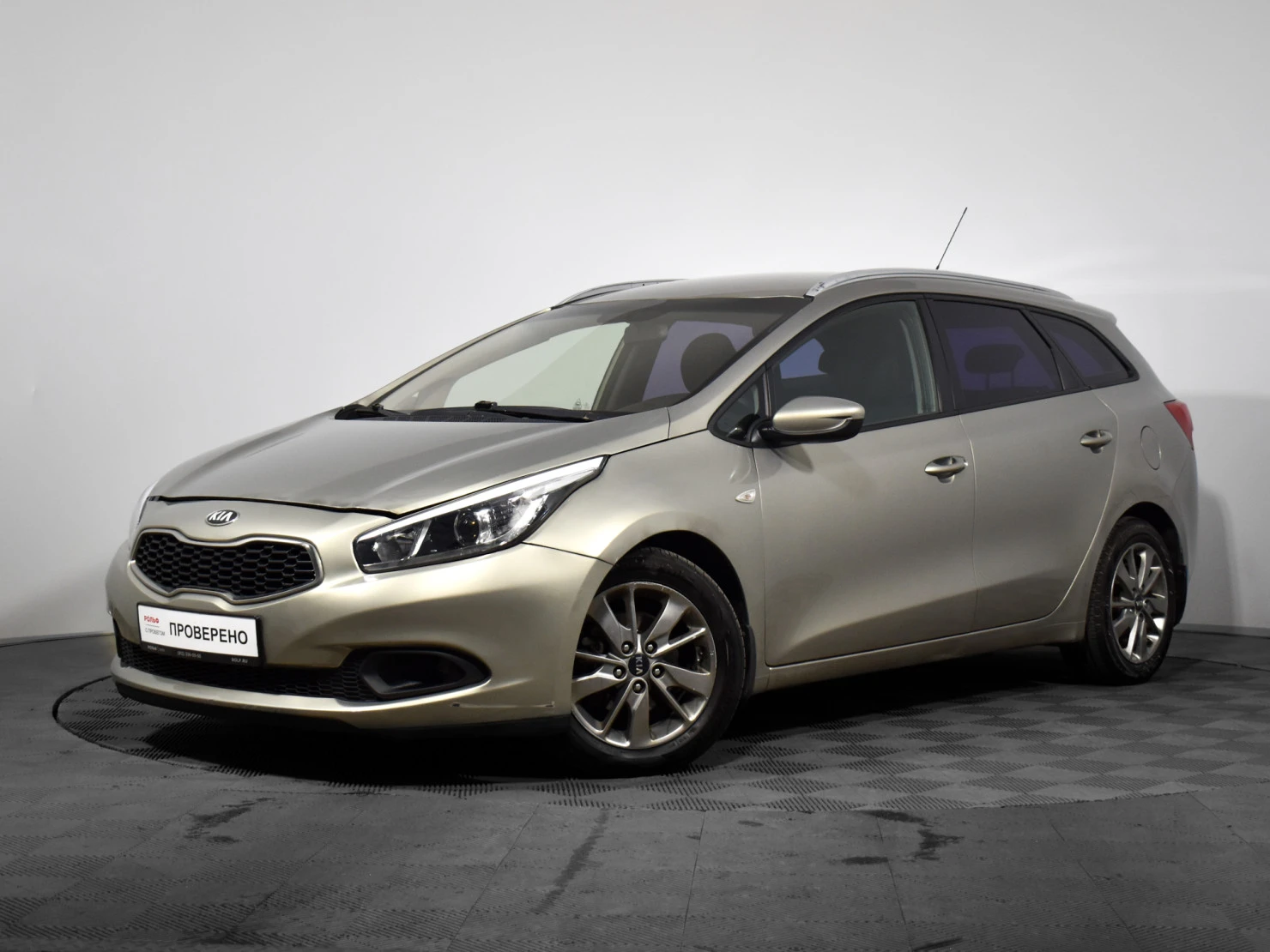 Kia Ceed, 2013