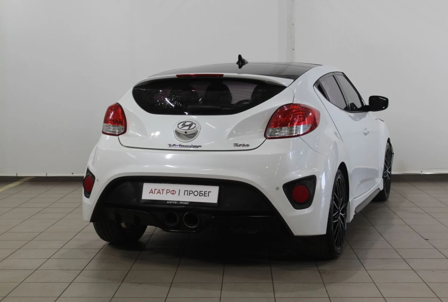 Hyundai Veloster, 2013