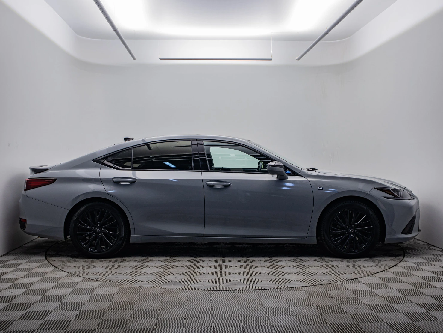 Lexus ES, 2020