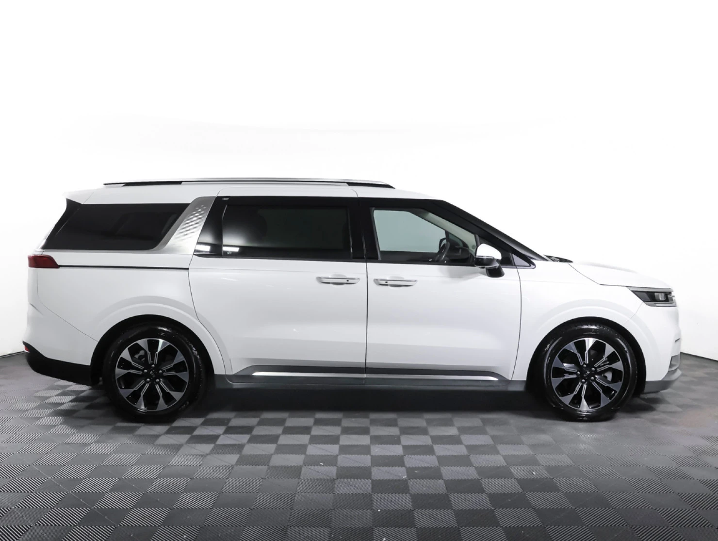 Kia Carnival, 2023