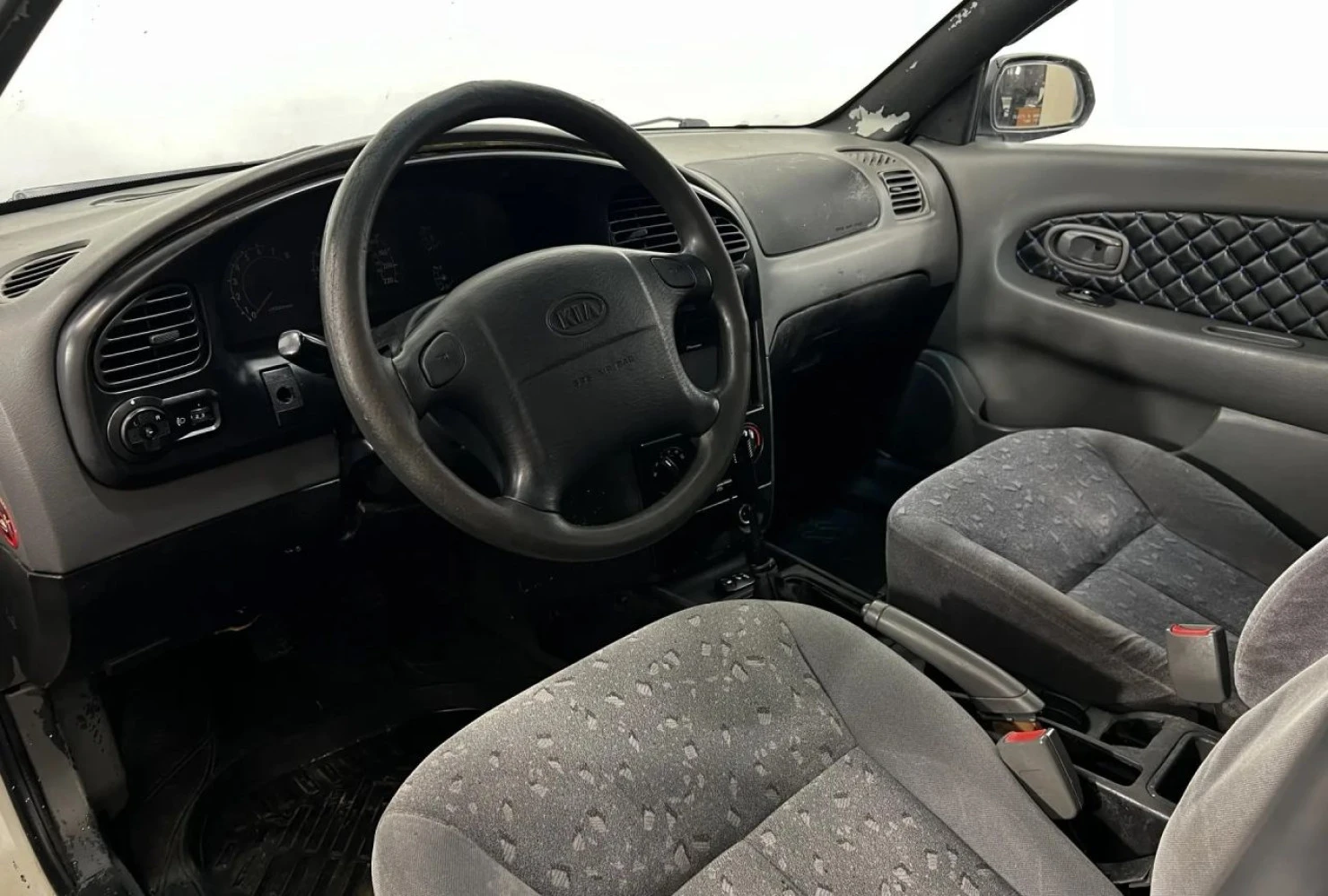 Kia Spectra, 2005