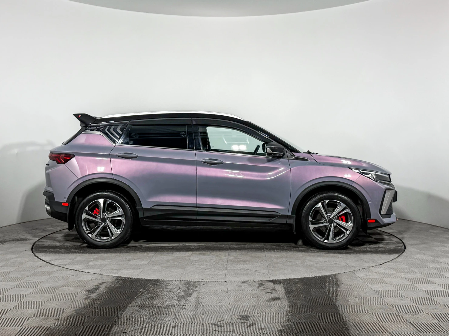 Geely Coolray, 2024