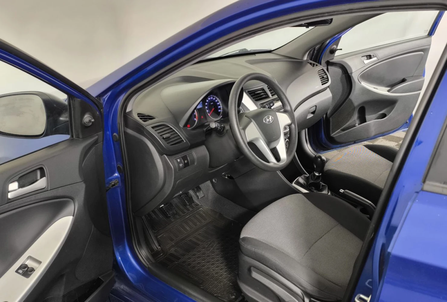 Hyundai Solaris, 2011