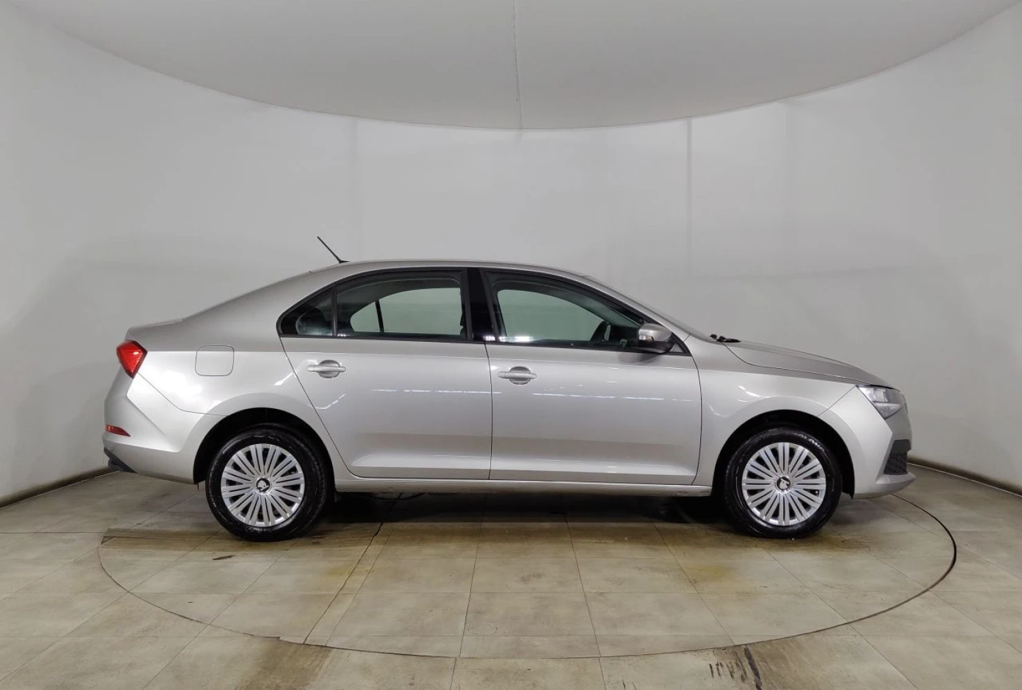 ŠKODA RAPID, 2021
