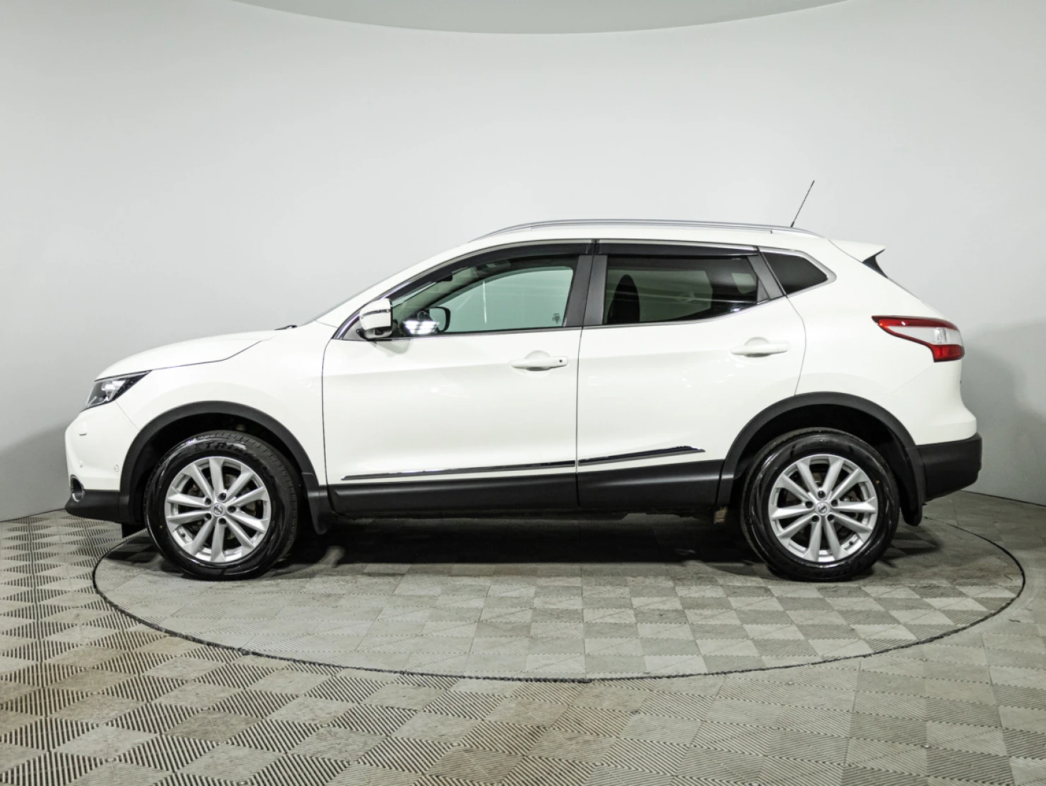 Nissan Qashqai, 2015