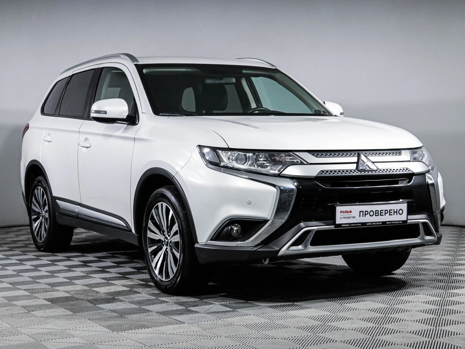 Mitsubishi OUTLANDER, 2020