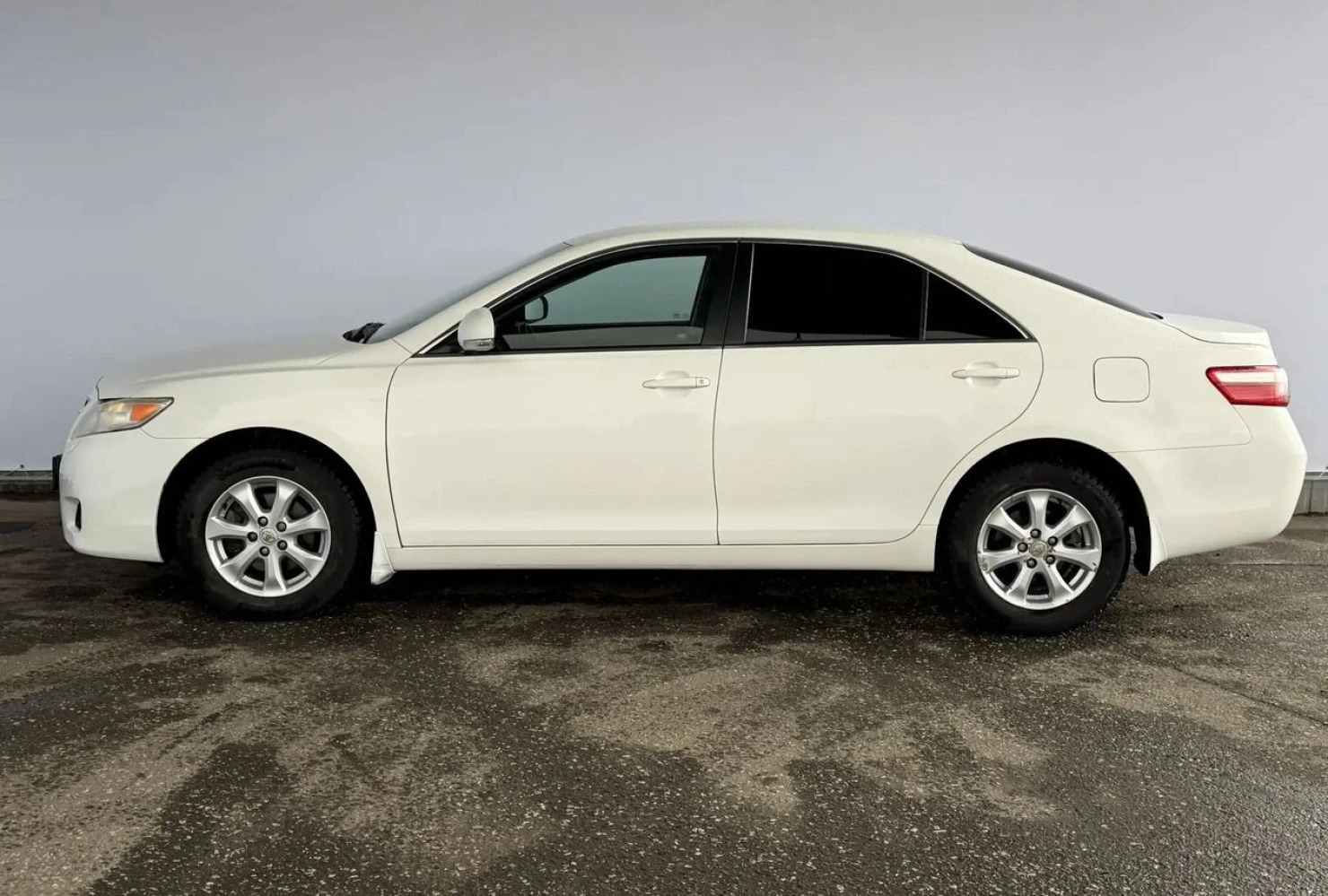 Toyota Camry, 2011